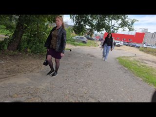 girl in tights 08/25/25. 103